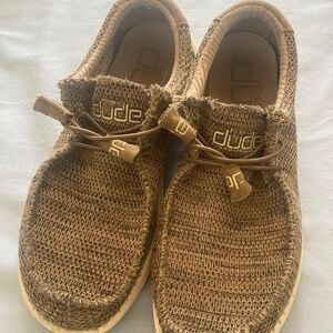 Hey Dude size 9